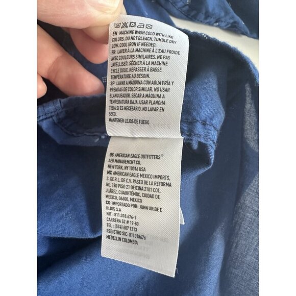 American‎ Eagle Men's Button Up Dress Shirt Classic Fit L Blue Geo 100% Cotton - Picture 8 of 13